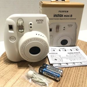 FUJIFILM 📸 instax mini 8